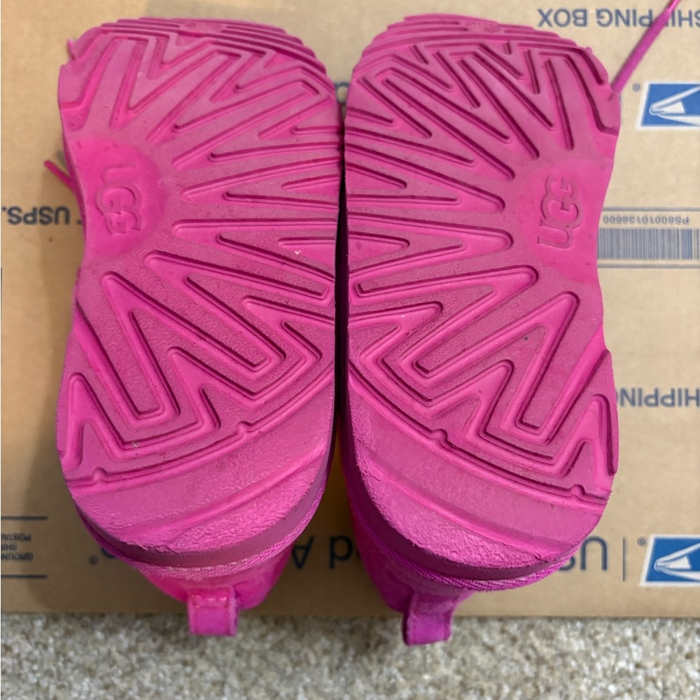 Ugg Vibrant Pink Suede Boots - Picture 7 of 9